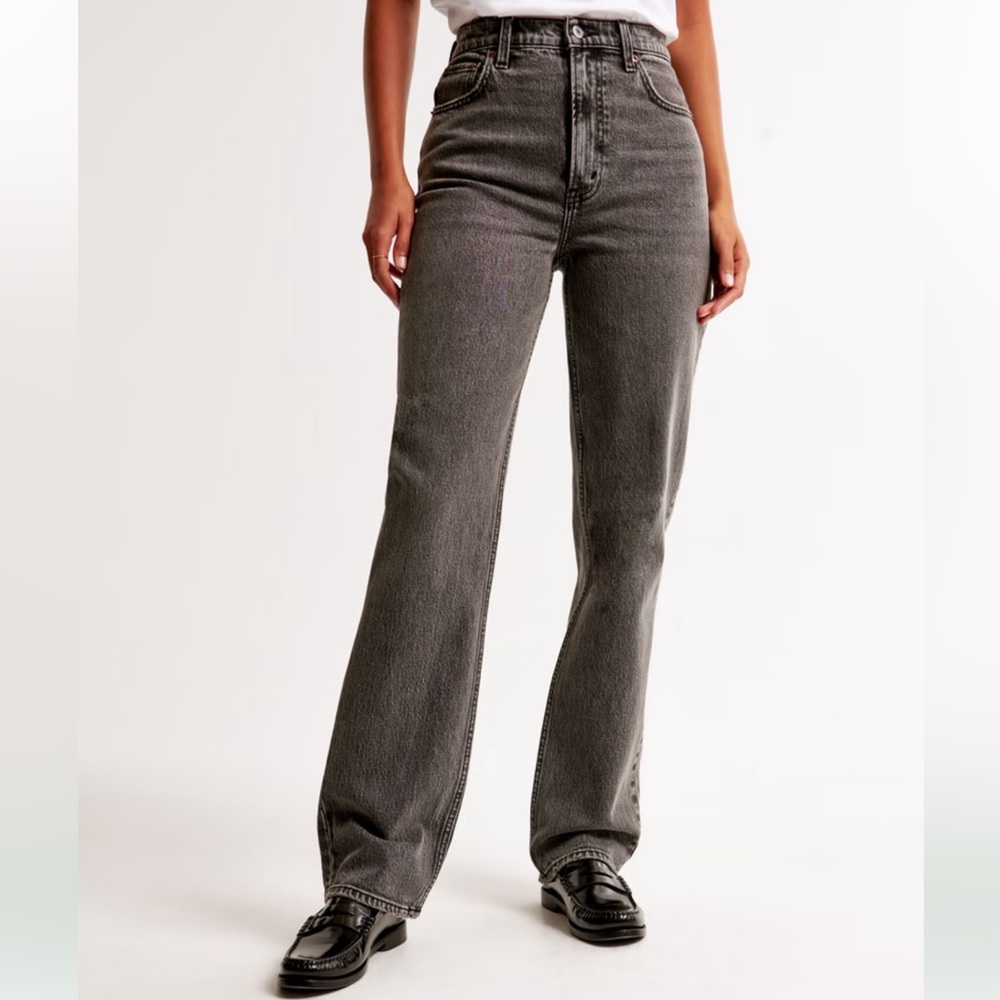 A&F Ultra High Rise 90s Straight Jean Gray